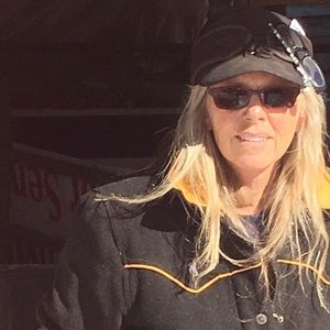 Meet your Posher, Lori